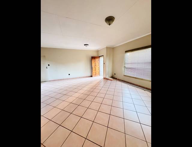 3 BEDROOM FREESTANDING FOR SALE IN MINERALIA